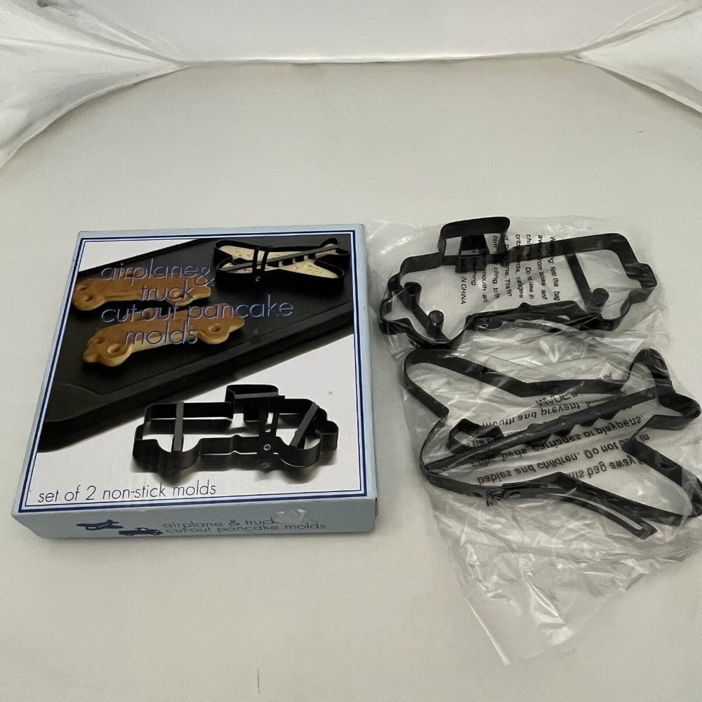 2006 Amco Transportation Airplane Truck Pancake Metal Molds Non Stick Open Box